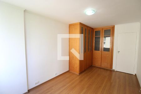 Apartamento à venda com 135m², 3 quartos e 2 vagasQuarto 2
