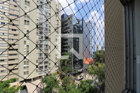 Apartamento à venda com 135m², 3 quartos e 2 vagasQuarto 2 - Vista