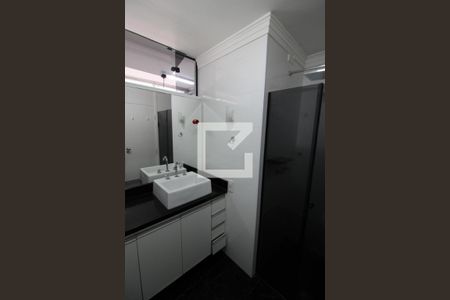 Apartamento à venda com 135m², 3 quartos e 2 vagasQuarto 3 - Banheiro