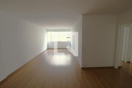 Apartamento à venda com 135m², 3 quartos e 2 vagasSala integrada com a cozinha