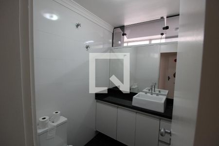 Apartamento à venda com 135m², 3 quartos e 2 vagasQuarto 3 - Banheiro