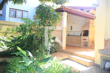 Casa para alugar com 128m², 3 quartos e 10 vagasÁrea externa 