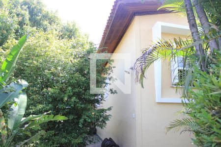 Casa para alugar com 128m², 3 quartos e 10 vagasFachada