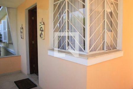 Casa para alugar com 128m², 3 quartos e 10 vagasVaranda