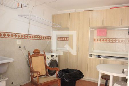 Casa para alugar com 128m², 3 quartos e 10 vagasDetalhe da área de serviço