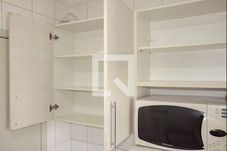 Apartamento para alugar com 67m², 2 quartos e 2 vagasCozinha