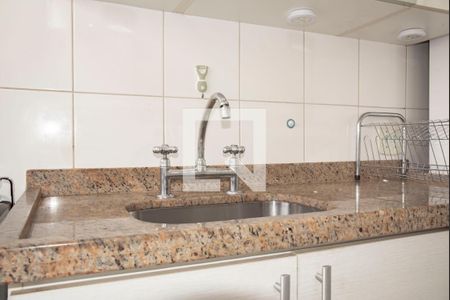 Apartamento para alugar com 67m², 2 quartos e 2 vagasCozinha