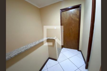 Casa à venda com 100m², 2 quartos e 1 vagaCorredor