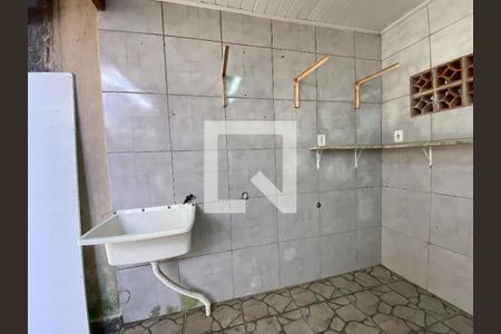 Casa à venda com 100m², 2 quartos e 1 vagaÁrea de Serviço