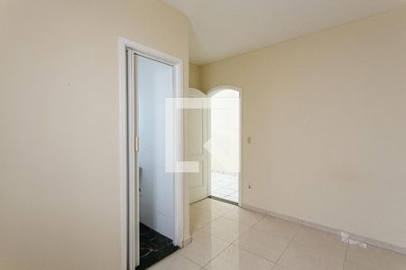 Casa à venda com 182m², 4 quartos e 4 vagasSuíte 3