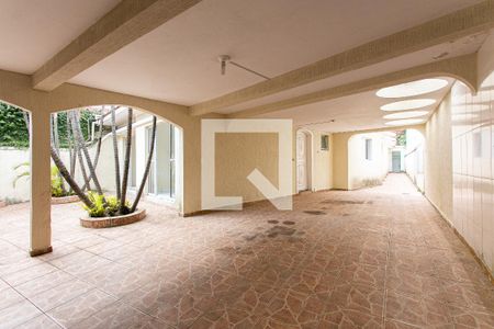 Casa à venda com 182m², 4 quartos e 4 vagasGaragem