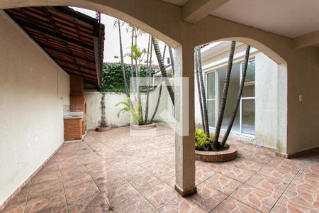 Casa à venda com 182m², 4 quartos e 4 vagasÁrea Externa