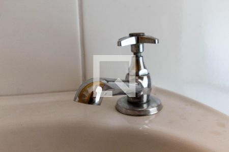 Casa de condomínio para alugar com 63m², 2 quartos e 1 vagaBanheiro - torneira