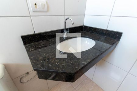 Casa de condomínio para alugar com 63m², 2 quartos e 1 vagaBanheiro da Suíte 1