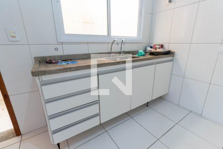 Casa de condomínio para alugar com 63m², 2 quartos e 1 vagaCozinha