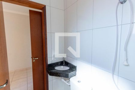 Casa de condomínio para alugar com 63m², 2 quartos e 1 vagaBanheiro da Suíte 2