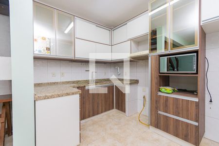 Cozinha de casa para alugar com 3 quartos, 220m² em Tristeza, Porto Alegre