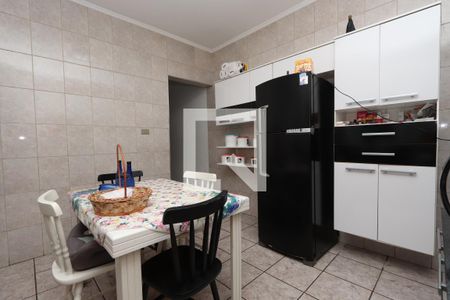 Casa à venda com 80m², 2 quartos e 2 vagasCozinha