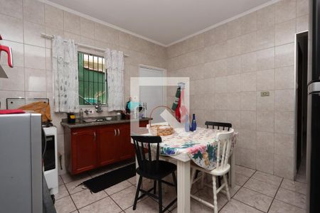 Casa à venda com 80m², 2 quartos e 2 vagasCozinha