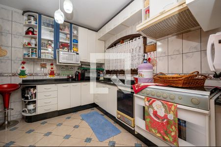 Casa à venda com 143m², 3 quartos e 2 vagas Casa à venda com 143m², 3 quartos e 2 vagasCozinha