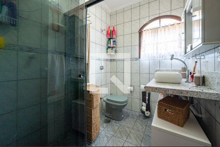 Casa à venda com 143m², 3 quartos e 2 vagas Casa à venda com 143m², 3 quartos e 2 vagasBanheiro