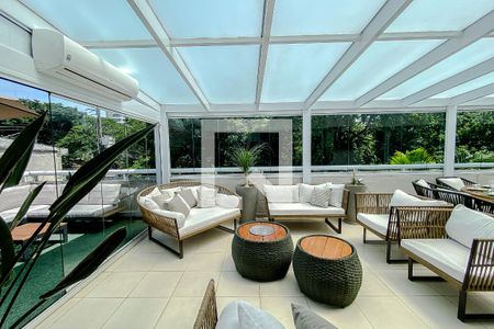 Apartamento à venda com 148m², 1 quarto e 2 vagasvista da Suíte