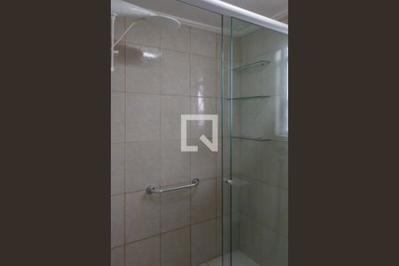 Casa à venda com 180m², 2 quartos e 4 vagas Casa à venda com 180m², 2 quartos e 4 vagasBanheiro