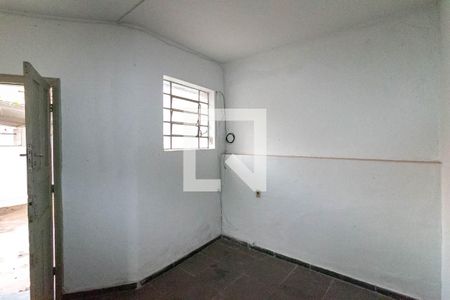 Sala de casa para alugar com 1 quarto, 41m² em Santo Andre, Belo Horizonte