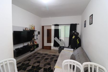 Casa de condomínio à venda com 62m², 2 quartos e 1 vagaSala de TV