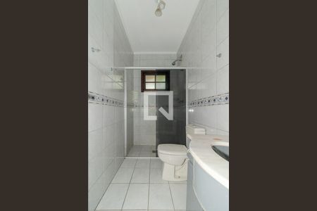 Casa à venda com 250m², 3 quartos e 2 vagas Casa à venda com 250m², 3 quartos e 2 vagasBanheiro