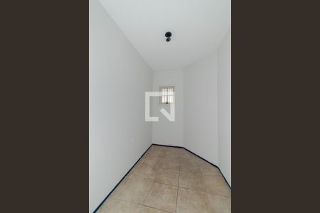 Casa à venda com 250m², 3 quartos e 2 vagas Casa à venda com 250m², 3 quartos e 2 vagasCloset da suíte