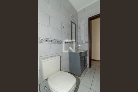 Casa à venda com 250m², 3 quartos e 2 vagas Casa à venda com 250m², 3 quartos e 2 vagasBanheiro