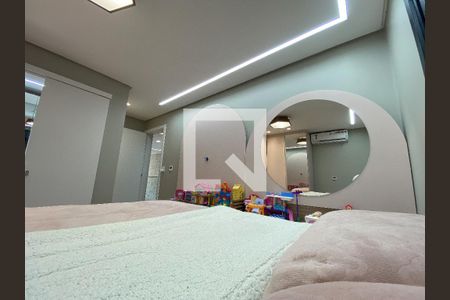 Casa de condomínio à venda com 188m², 4 quartos e 4 vagasQuarto 3 - Suíte