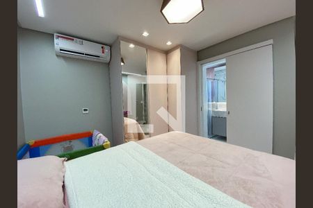 Casa de condomínio à venda com 188m², 4 quartos e 4 vagasQuarto 3 - Suíte