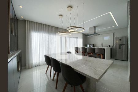 Casa de condomínio à venda com 188m², 4 quartos e 4 vagasCozinha