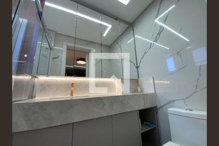 Casa de condomínio à venda com 188m², 4 quartos e 4 vagasBanheiro da Suíte 3