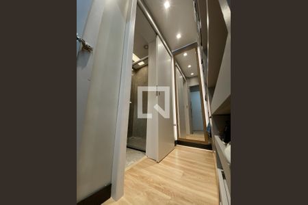 Casa de condomínio à venda com 188m², 4 quartos e 4 vagasCloset da suíte 4