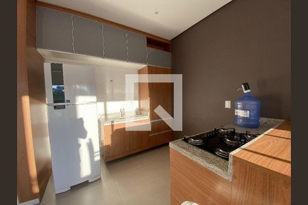 Casa de condomínio à venda com 188m², 4 quartos e 4 vagasÁrea comum - Salão de festas