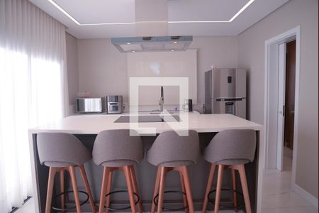 Casa de condomínio à venda com 188m², 4 quartos e 4 vagasCozinha