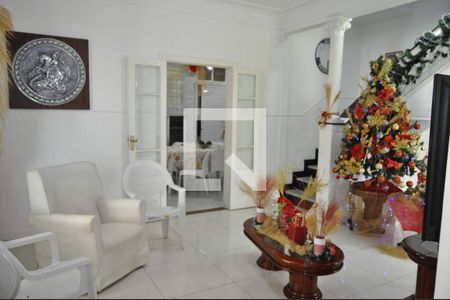 Casa à venda com 10 quartos, 450m² em Cachambi, Rio de Janeiro