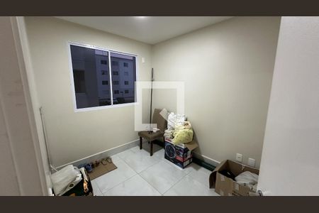 Quarto 2 de apartamento para alugar com 2 quartos, 50m² em Goiá, Goiânia