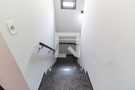 Escada de casa à venda com 3 quartos, 238m² em Jardim Santa Cruz (sacomã), São Paulo