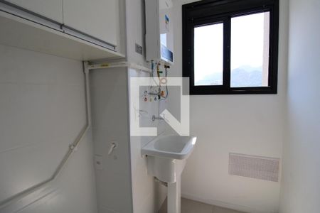 Apartamento para alugar com 65m², 2 quartos e 1 vagaÁrea de Serviço