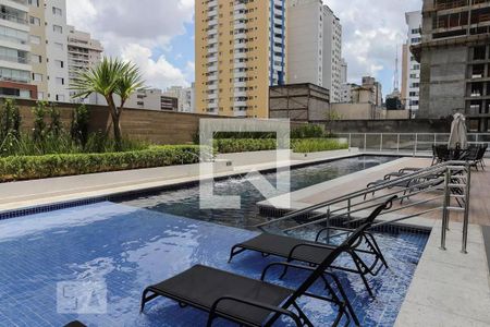 Studio para alugar com 35m², 1 quarto e 1 vaga Studio para alugar com 35m², 1 quarto e 1 vagaÁrea Comum - Piscina