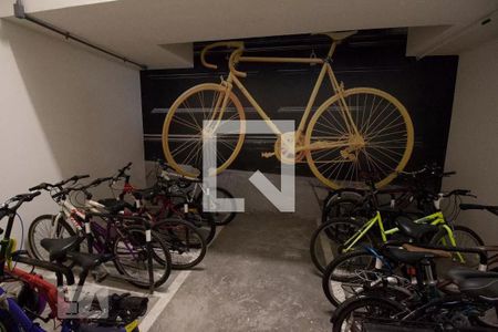 Studio para alugar com 35m², 1 quarto e 1 vaga Studio para alugar com 35m², 1 quarto e 1 vagaÁrea comum - Bicicletário