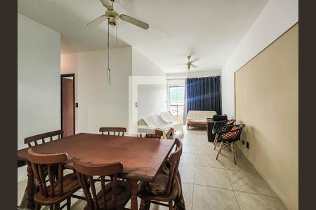 Sala de apartamento para alugar com 3 quartos, 74m² em Jardim Santa Genoveva, Guarujá