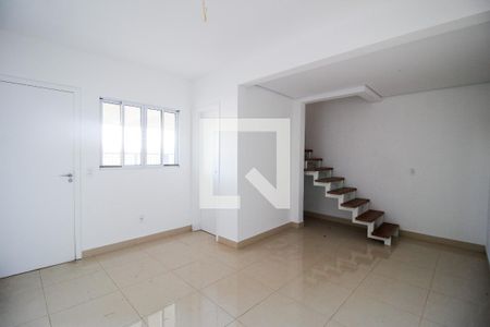Sala de casa para alugar com 3 quartos, 70m² em Jardim Residencial Martinez, Sorocaba