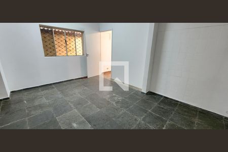 Sala 2 de casa para alugar com 3 quartos, 250m² em Vila Mathias, Santos
