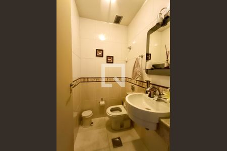 Lavabo  de apartamento à venda com 4 quartos, 223m² em Lagoa, Rio de Janeiro