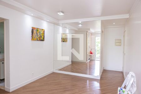 Sala de kitnet/studio à venda com 3 quartos, 63m² em Vila Talarico, São Paulo